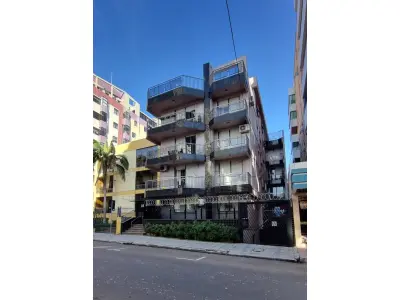 LOTE 001 - IMÓVEL URBANO Apartamento duplex nº 401 do Residencial Uniber, localizado na Rua Dr. Bozano nº 605, inscrito sob a matrícula nº 66.774 do CRI de Santa Maria/RS