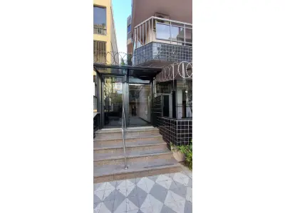 LOTE 001 - IMÓVEL URBANO Apartamento duplex nº 401 do Residencial Uniber, localizado na Rua Dr. Bozano nº 605, inscrito sob a matrícula nº 66.774 do CRI de Santa Maria/RS